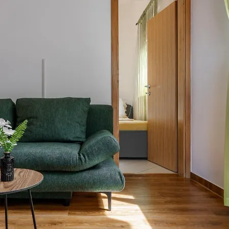 Ivancevic Apartment Vir